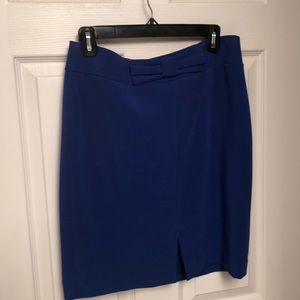 Banana Republic cobalt blue pencil skirt w/ 🎀